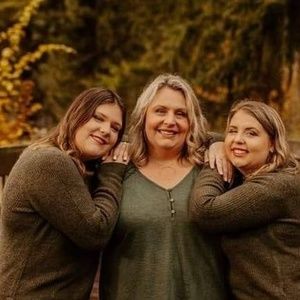 Meet your Posher, Liz